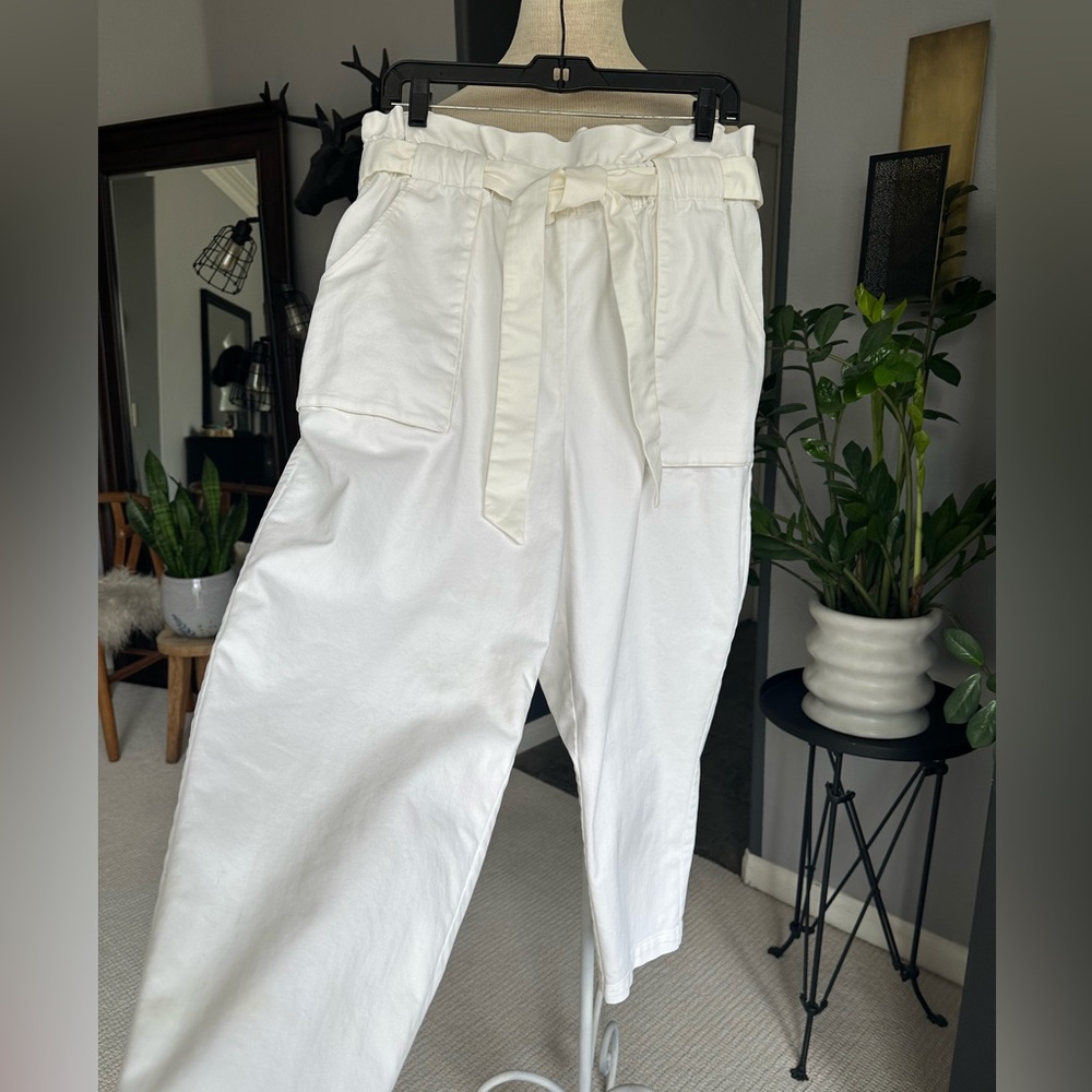 BCBGeneration Cream Pants with Tie Detail, size large